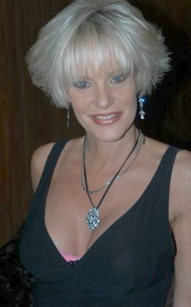 Portrait of Cara Lott at the FOXE Awards, February 2005